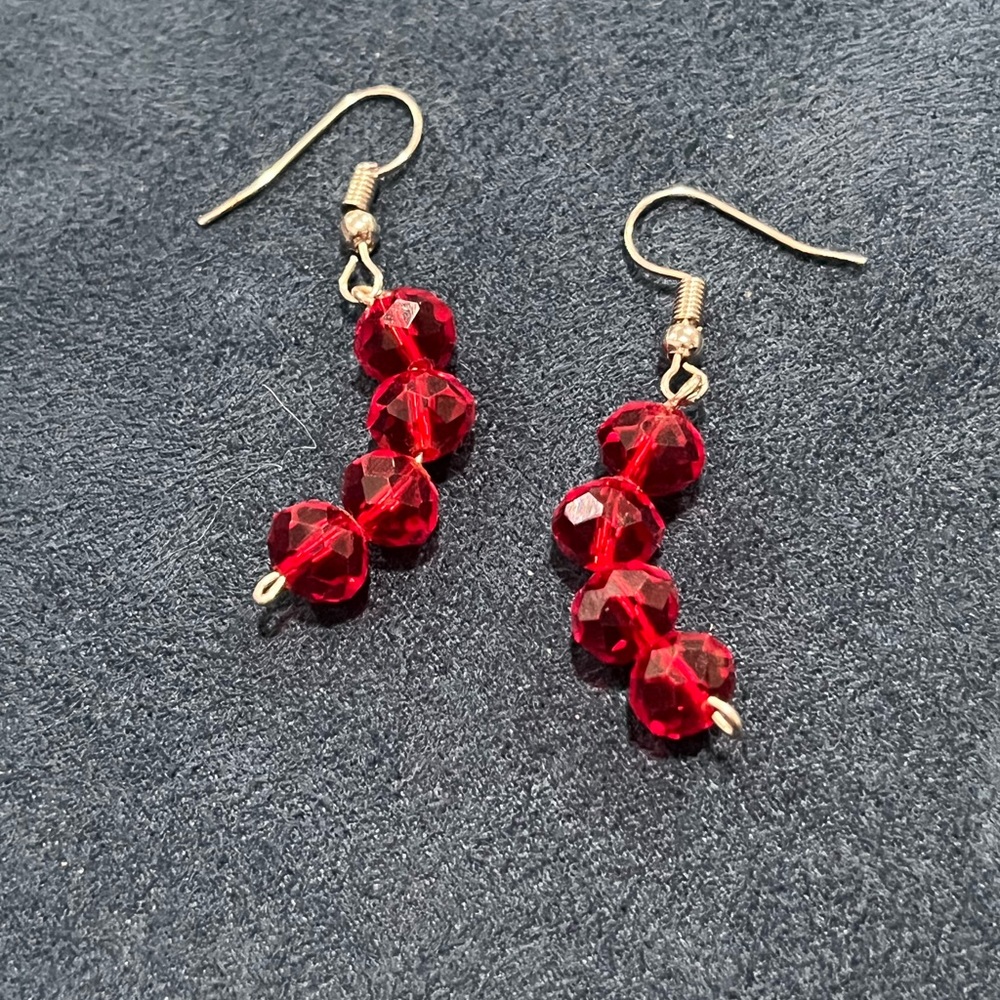 Earring - Picture 5 of 6